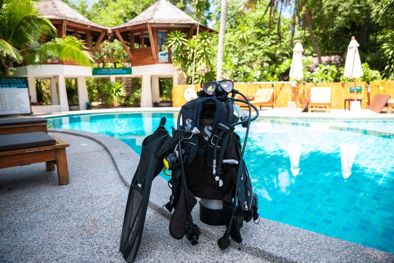 Dive Equipment During the PADI IDC or Divemaster Course